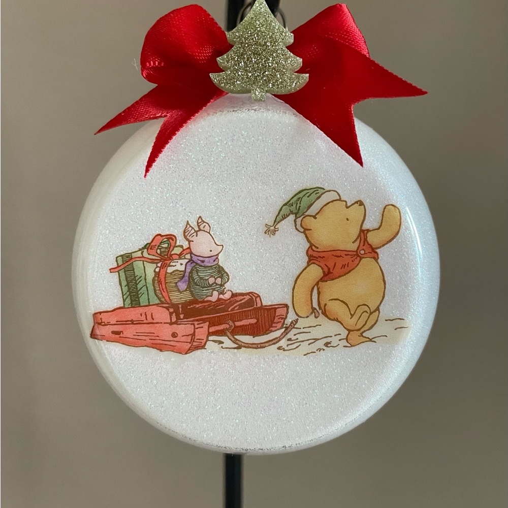 Handmade Disney Winnie The Pooh & Piglet 3 1/2” Ball Shaped Acrylic Ornament~New - Picture 4 of 7